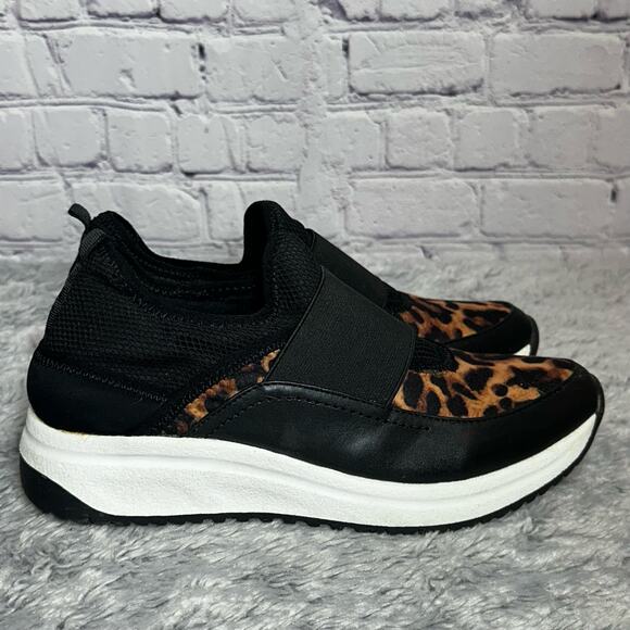 Anne Klein Sport Cheetah Print Slip On Sneakers Size 7M Athletic Shoes Workout - Picture 1 of 10